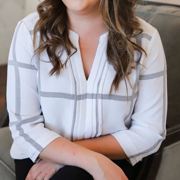 41 Hawthorn Juanis Pleat Detail Gathering Hem Blouse White STITCH FIX XS NWT - Picture 4 of 11